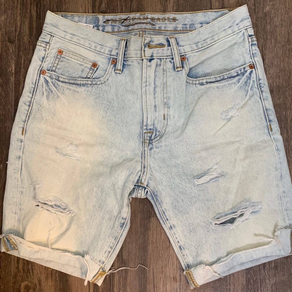 American Eagle Bermuda Shorts